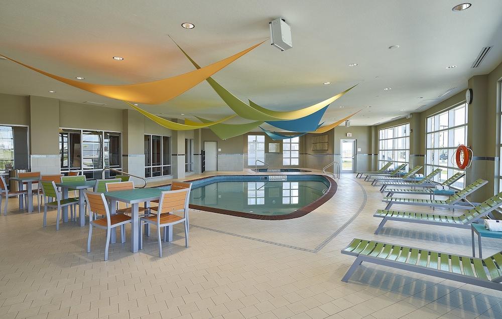 Hampton Inn By Hilton Calgary Airport North Екстер'єр фото