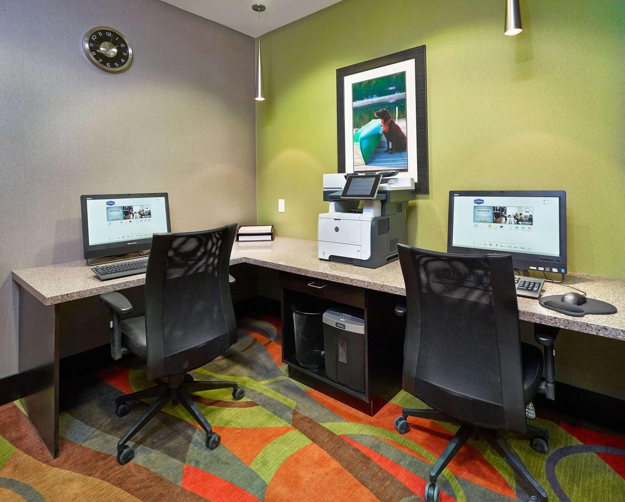 Hampton Inn By Hilton Calgary Airport North Екстер'єр фото